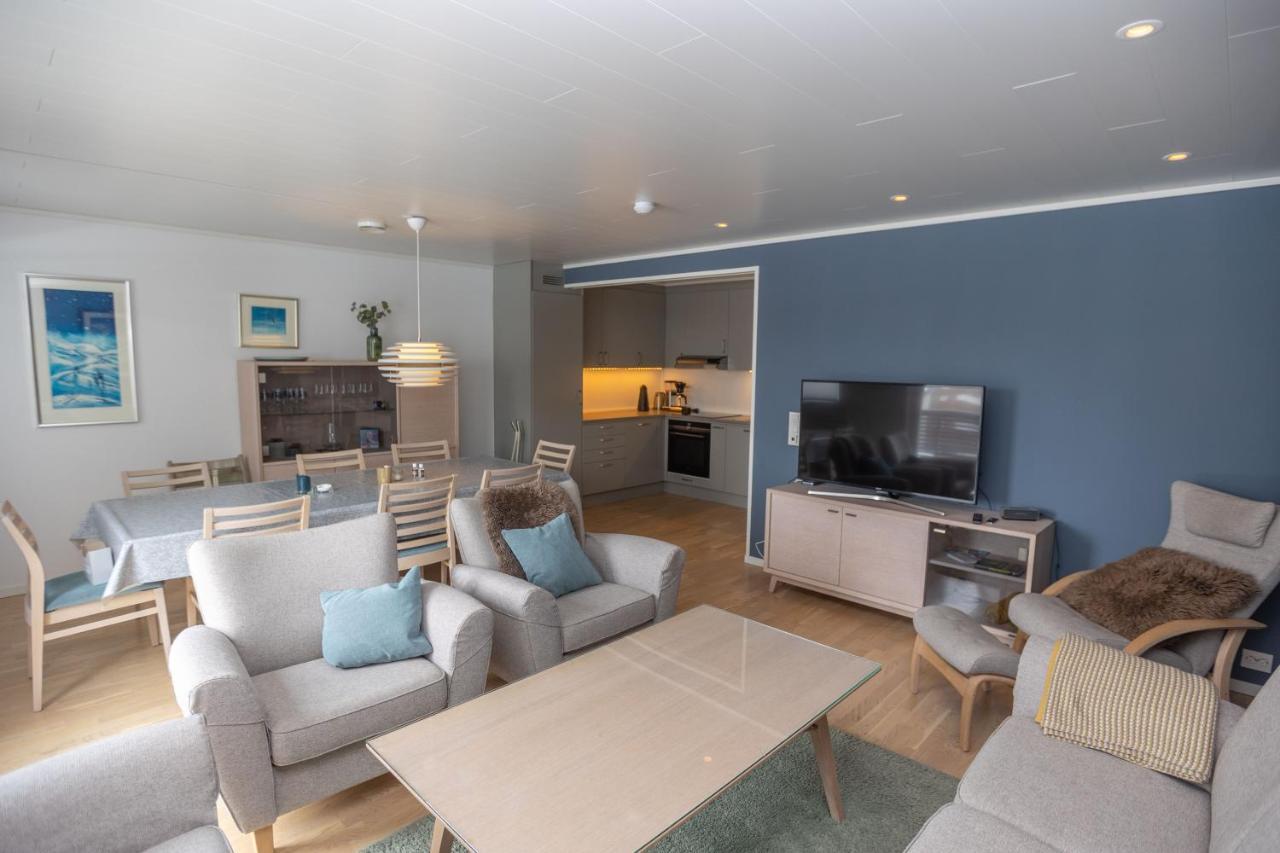 Four Bedroom Holiday Cottage In Sirdal Tjorhom Extérieur photo